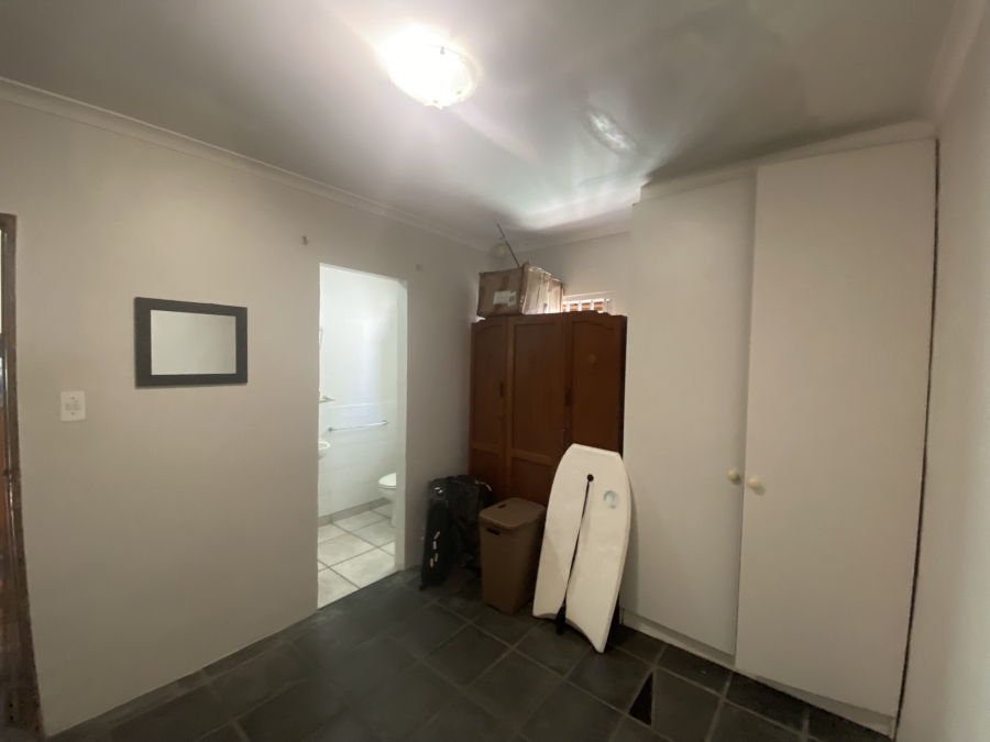 To Let 2 Bedroom Property for Rent in Muizenberg Western Cape